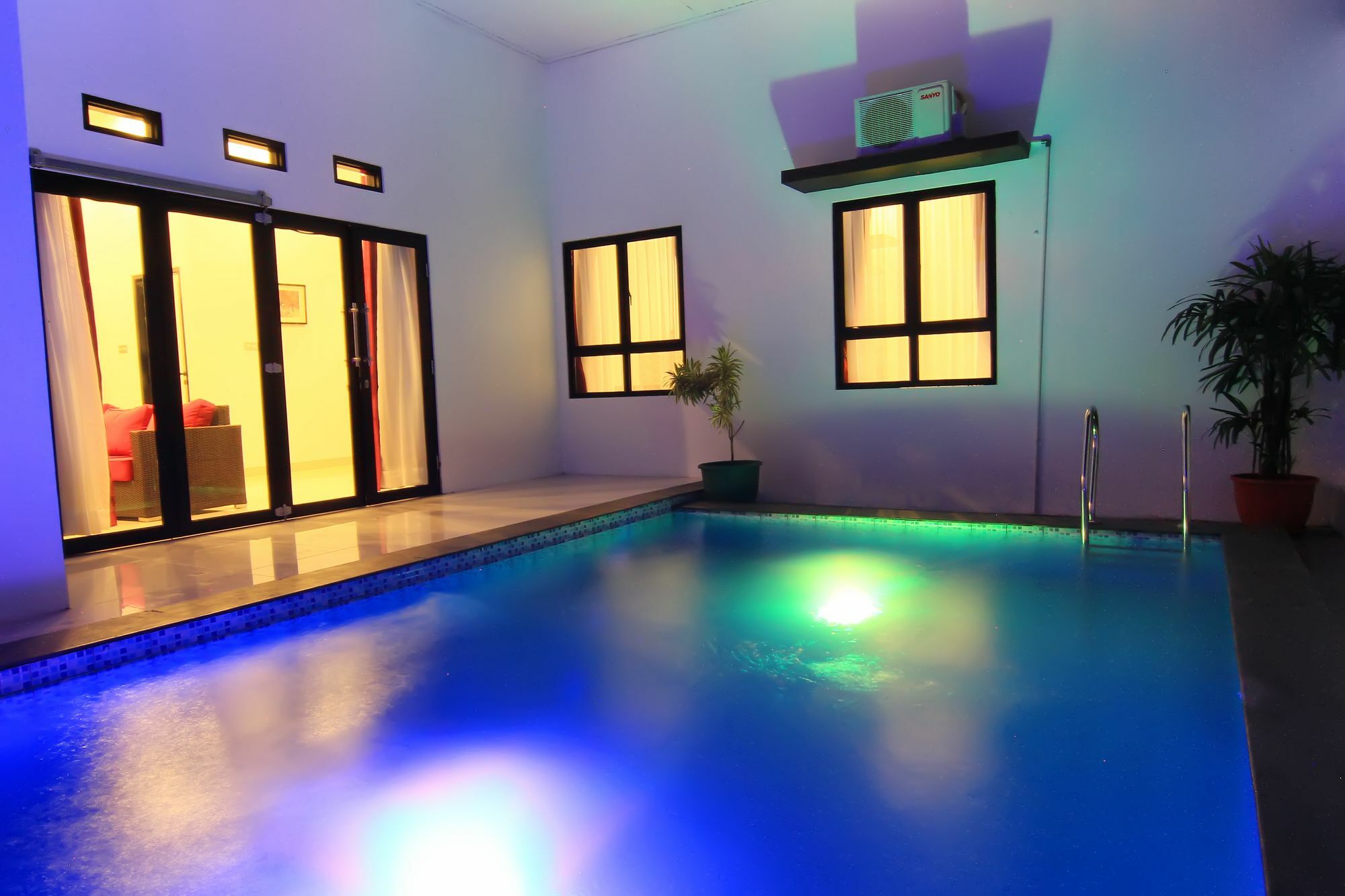 The Baliview Luxury Villas & Resto Pekanbaru Buitenkant foto