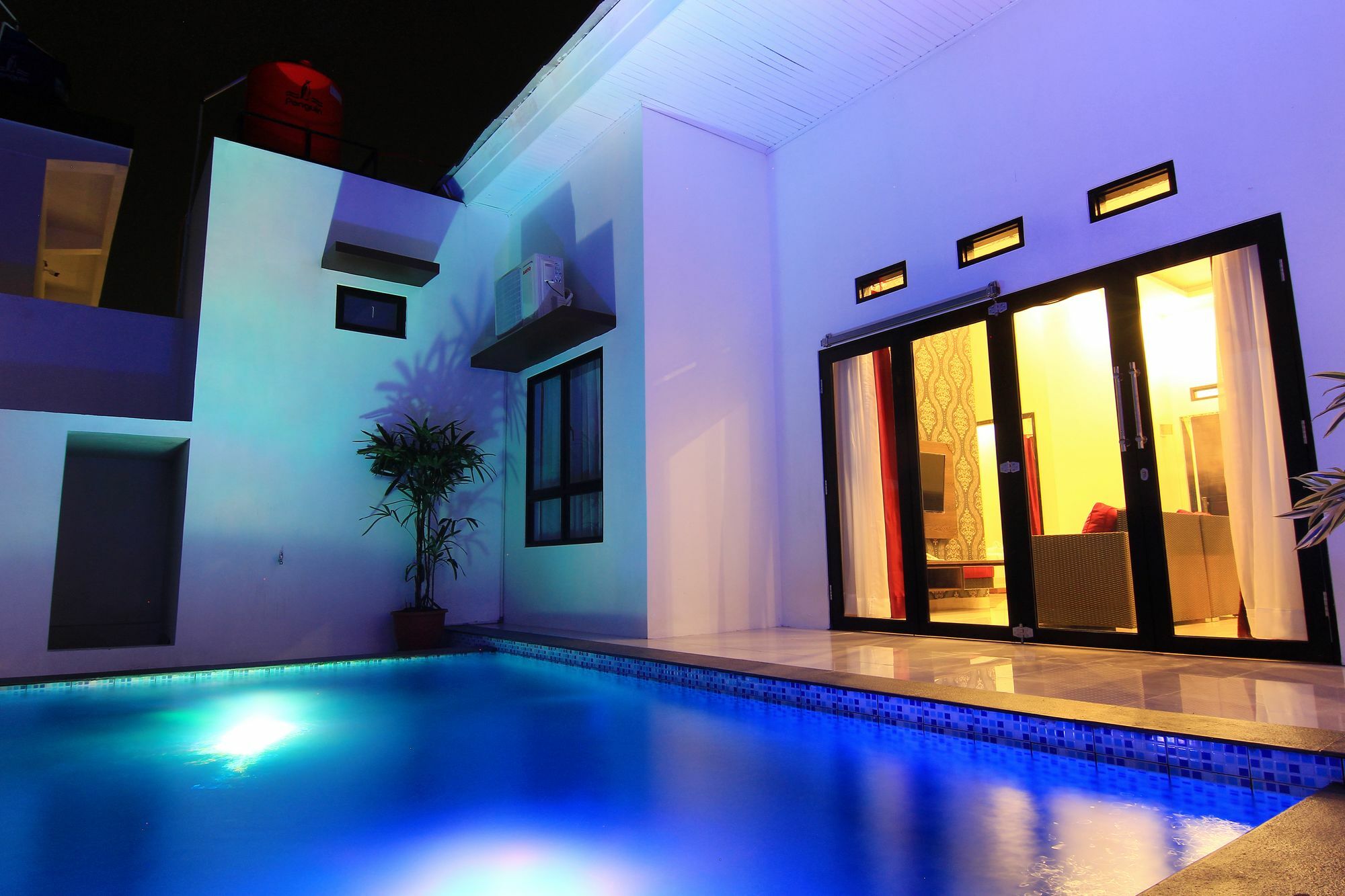 The Baliview Luxury Villas & Resto Pekanbaru Buitenkant foto