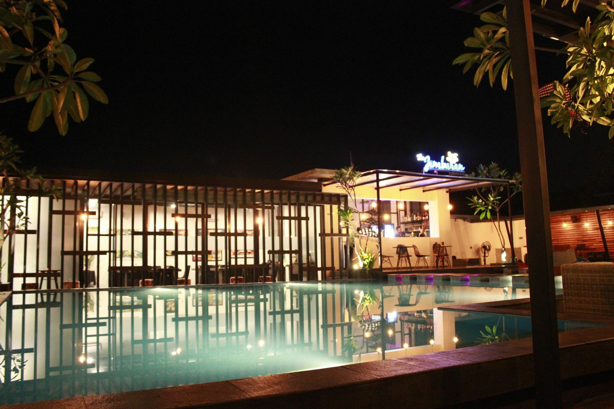 The Baliview Luxury Villas & Resto Pekanbaru Buitenkant foto